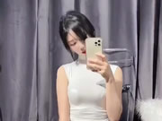 アジア最高の美しさは、セクシーな下着の自撮り写真を着ています